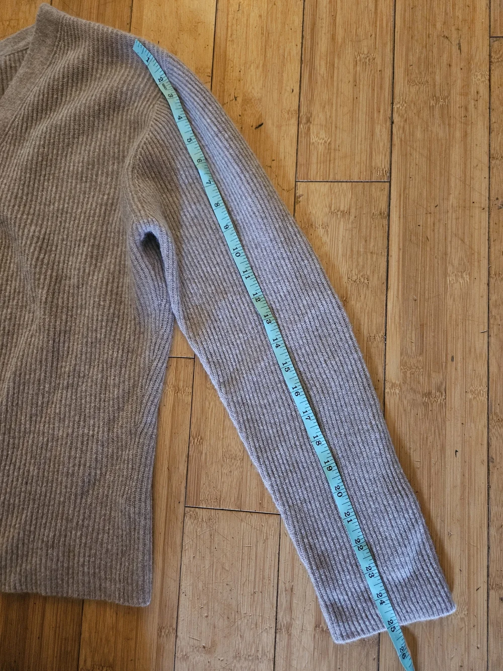 Ravella Valentina Cardigan 100%  Cashmere Pearl Buttons Luxe Oatmeal Size Large